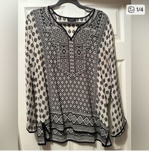 Tolani Anthropologie 100% Silk Tunic Blouse Size L